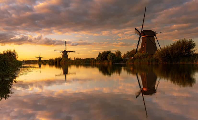 A different perspective on windmills, Kinderdijk