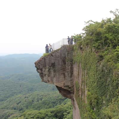 Jigoku Nozoki, Japan