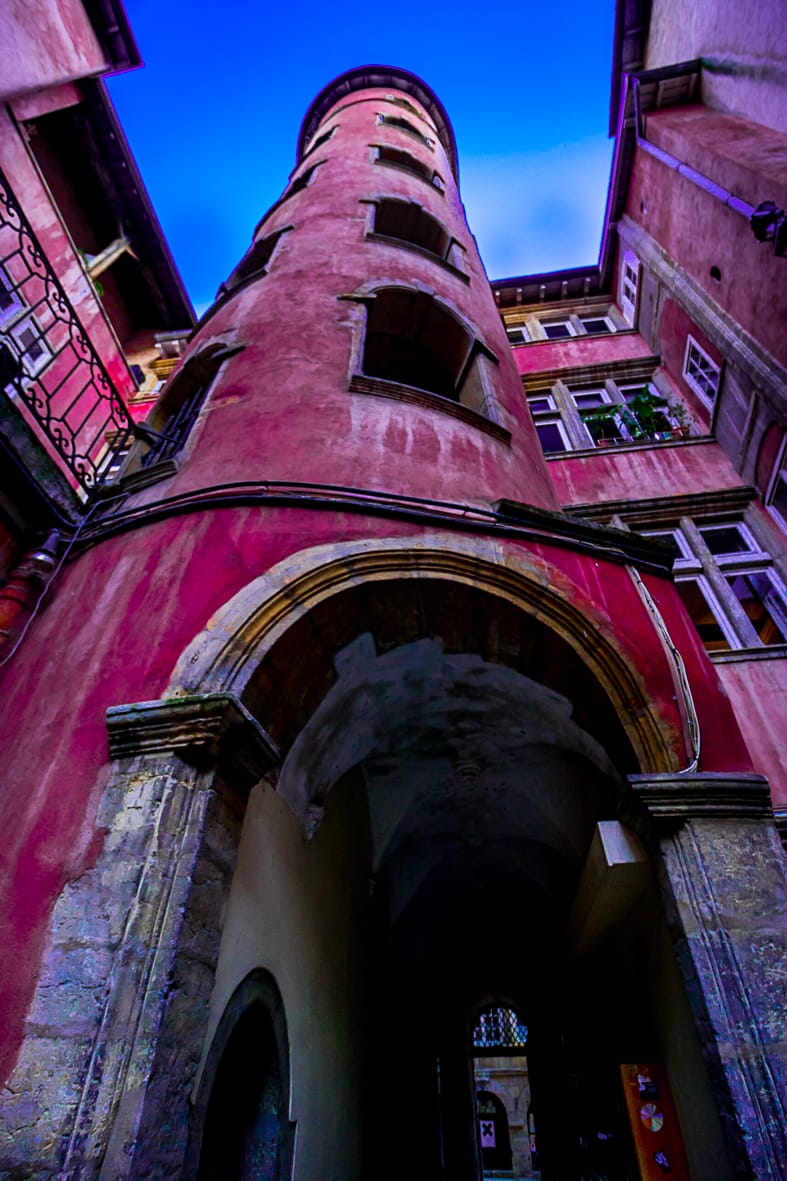 La tour rose, Lyon, vieux Lyon, France