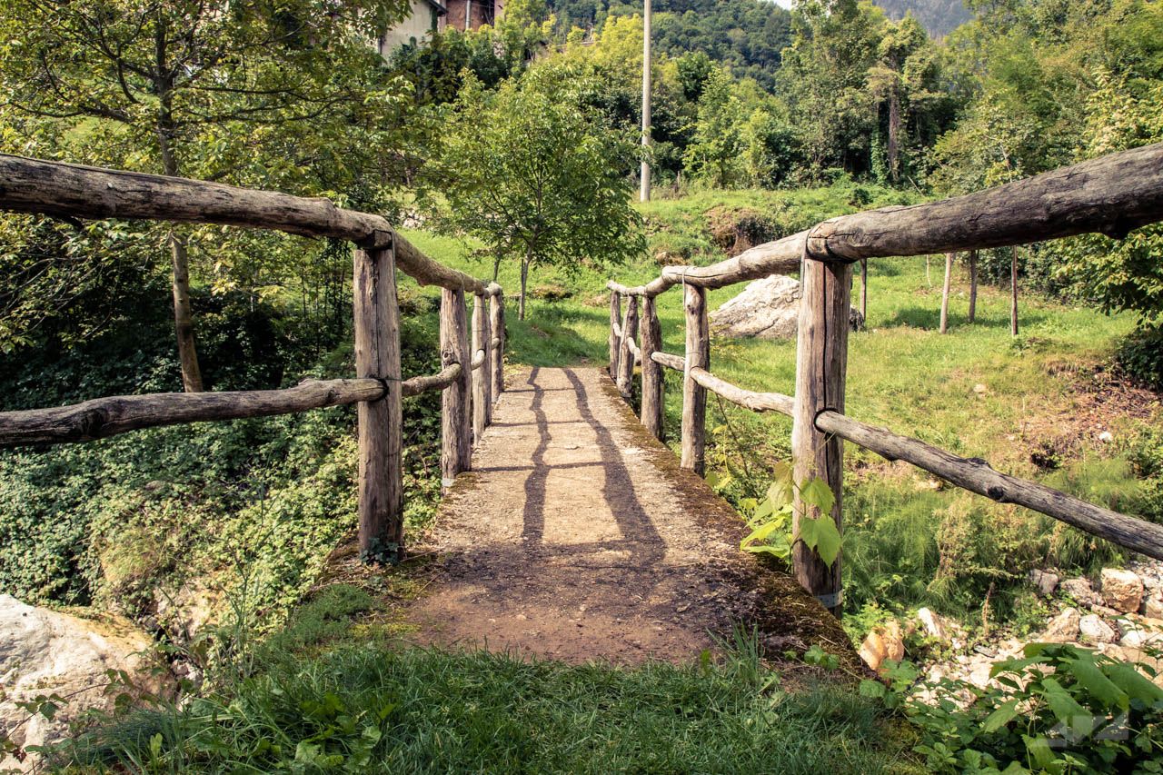 La via dell'acuqa, Italy