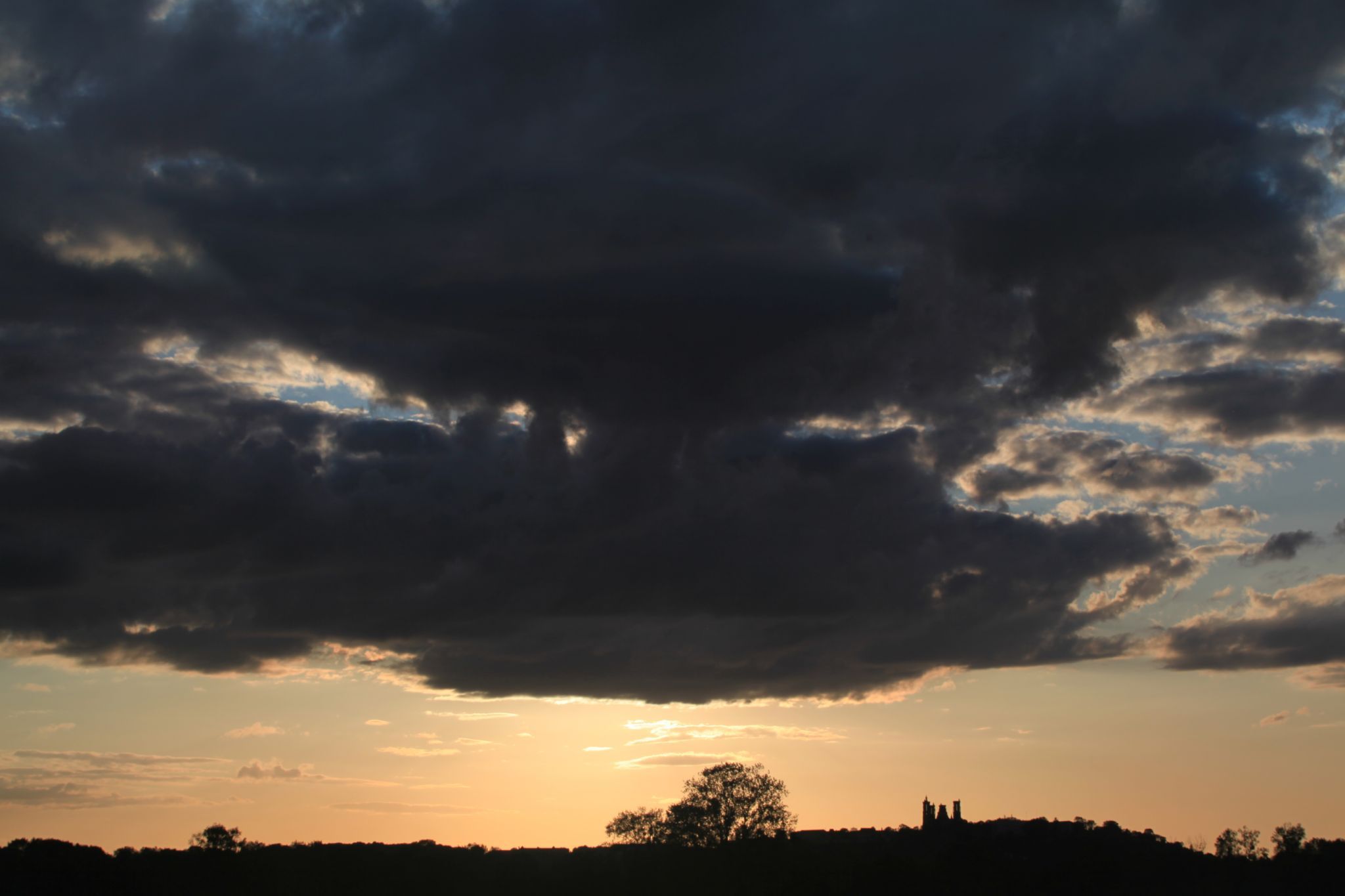 Laon sunset, France