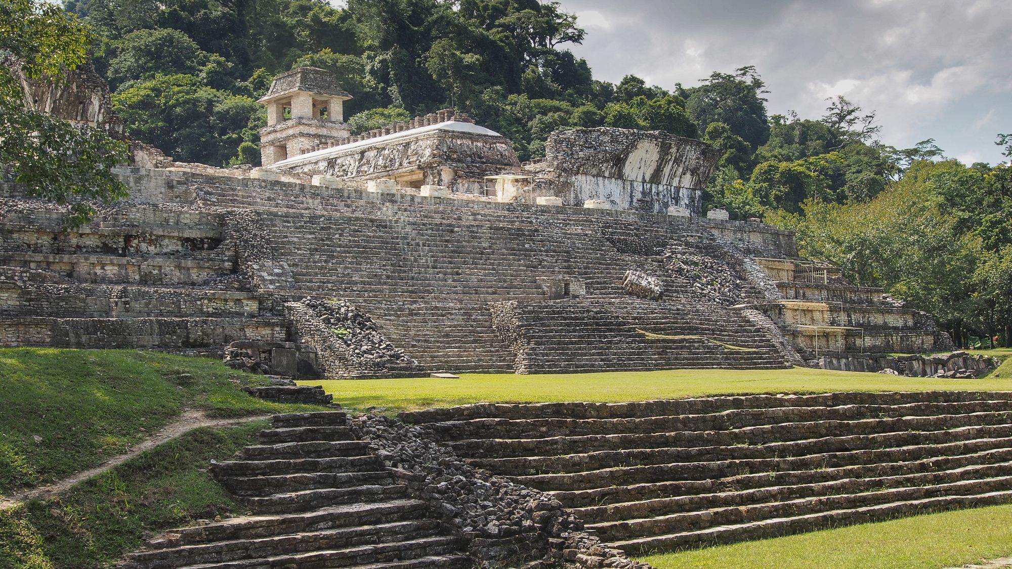 Palacio from north, Mexico