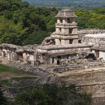Palenque, el palacio, Mexico