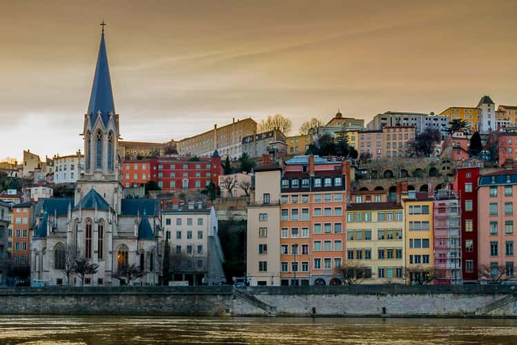 Footbridge and Eglise Saint-Georges, Lyon