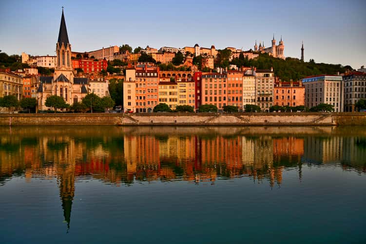 Footbridge and Eglise Saint-Georges, Lyon
