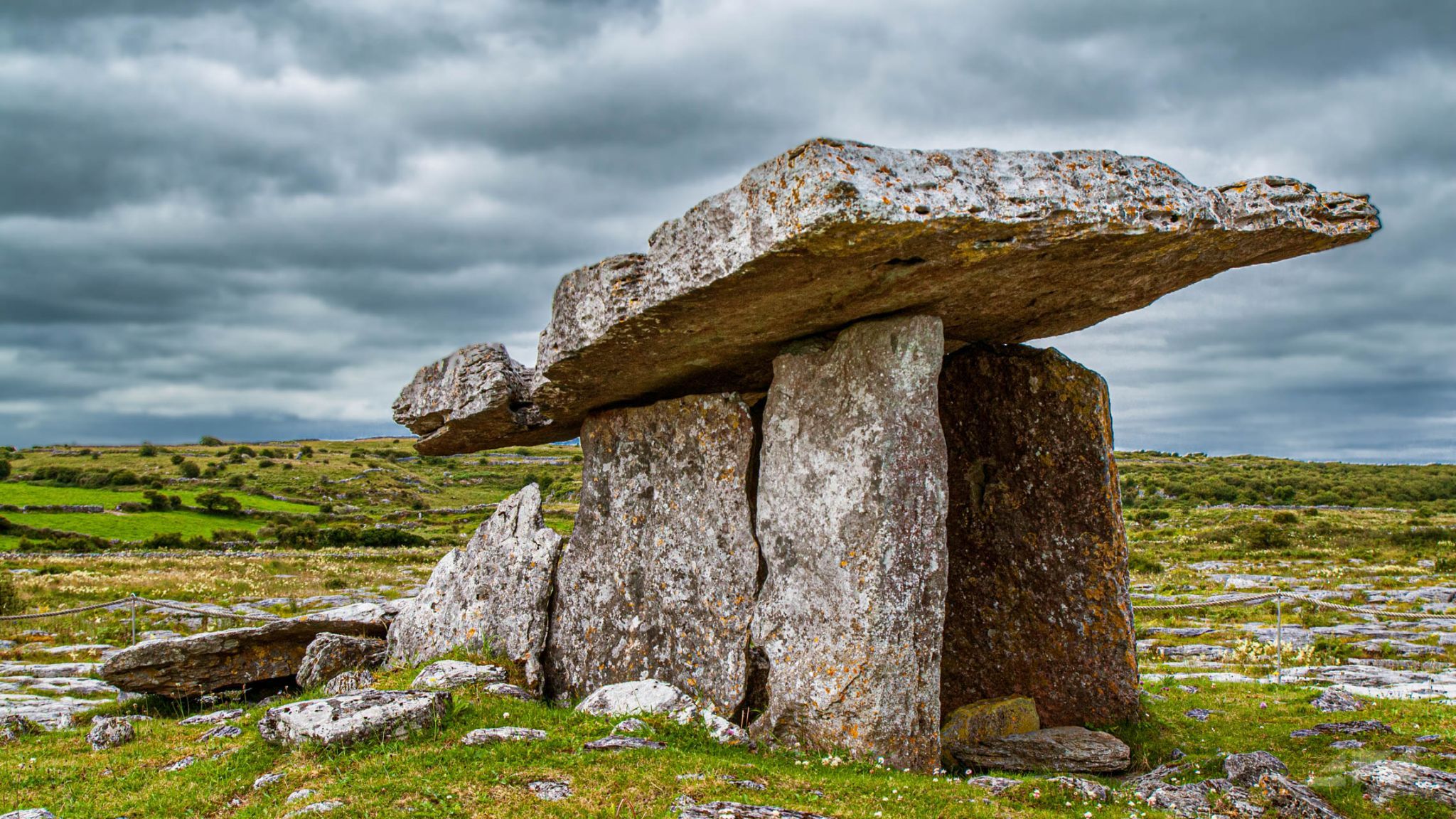 Poulnabrone Dolmen, Ireland
