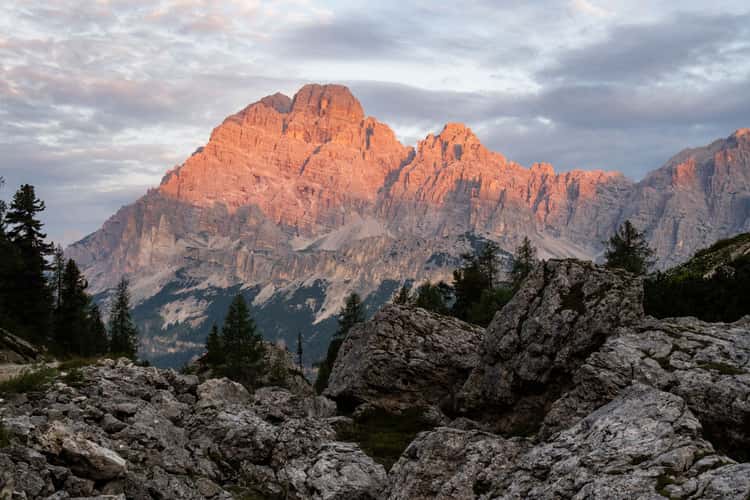 Rifugio Col De Varda Morning View