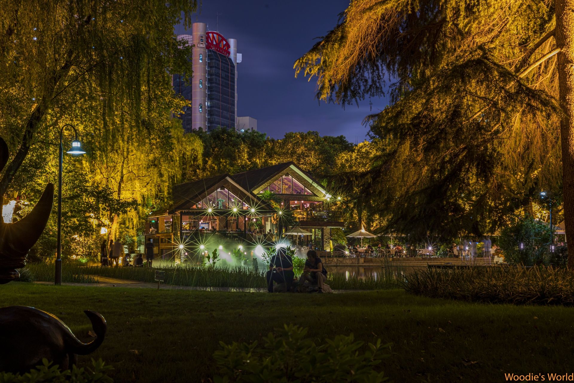 Shanghai Jing'An park, China