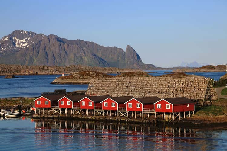 Svolvær Rorbuer from the bridge