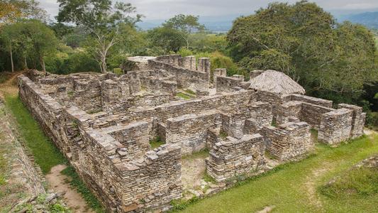 Tonina maya ruins