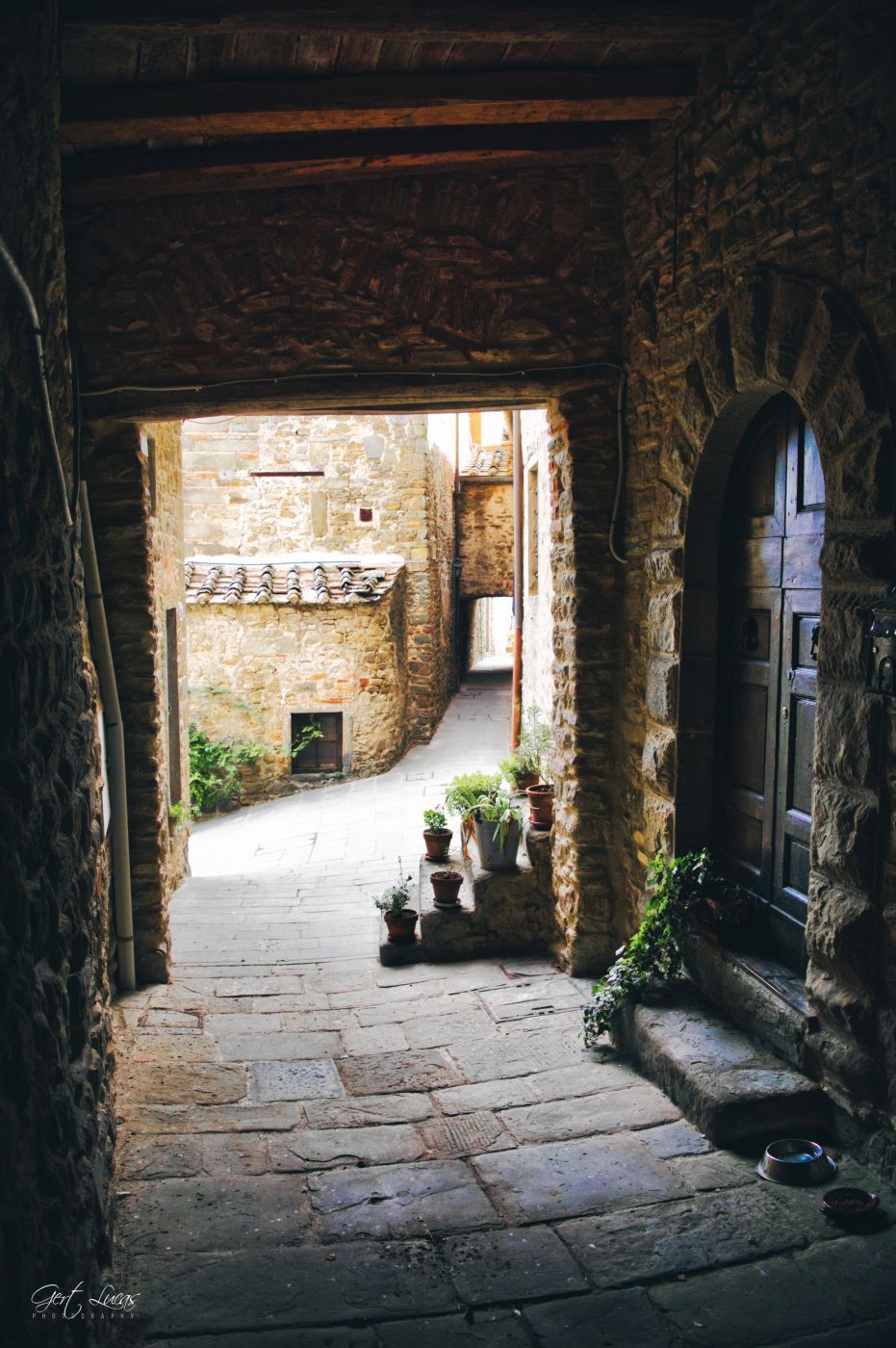 Volpaia - covert alley, Italy