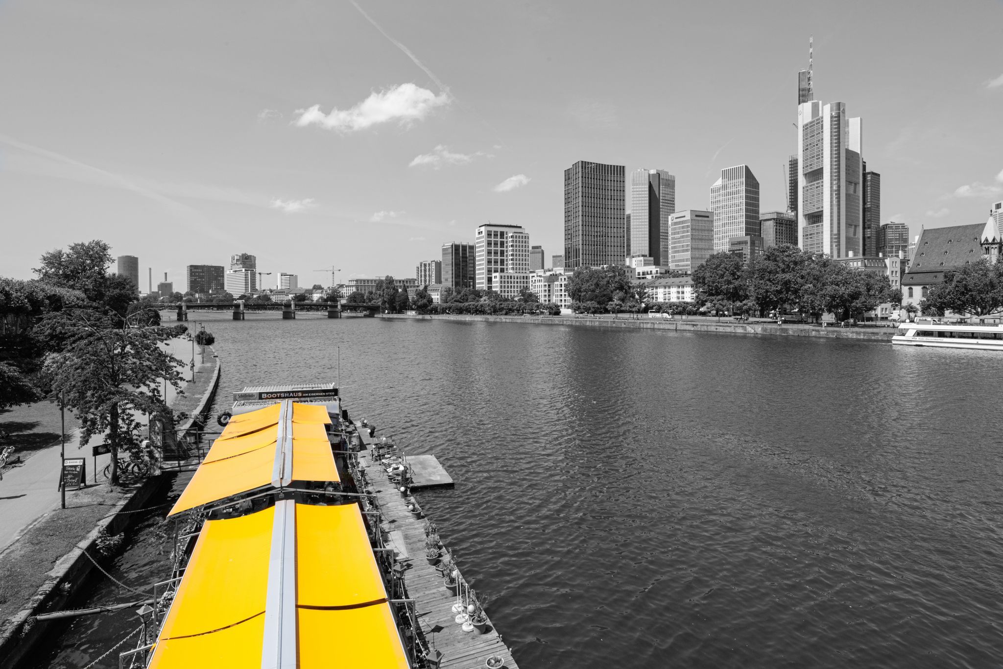 Yellow at the river Main, Frankfurt am Main, Germany