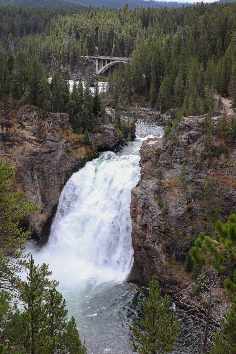 Upper Yellowstone Falls, USA