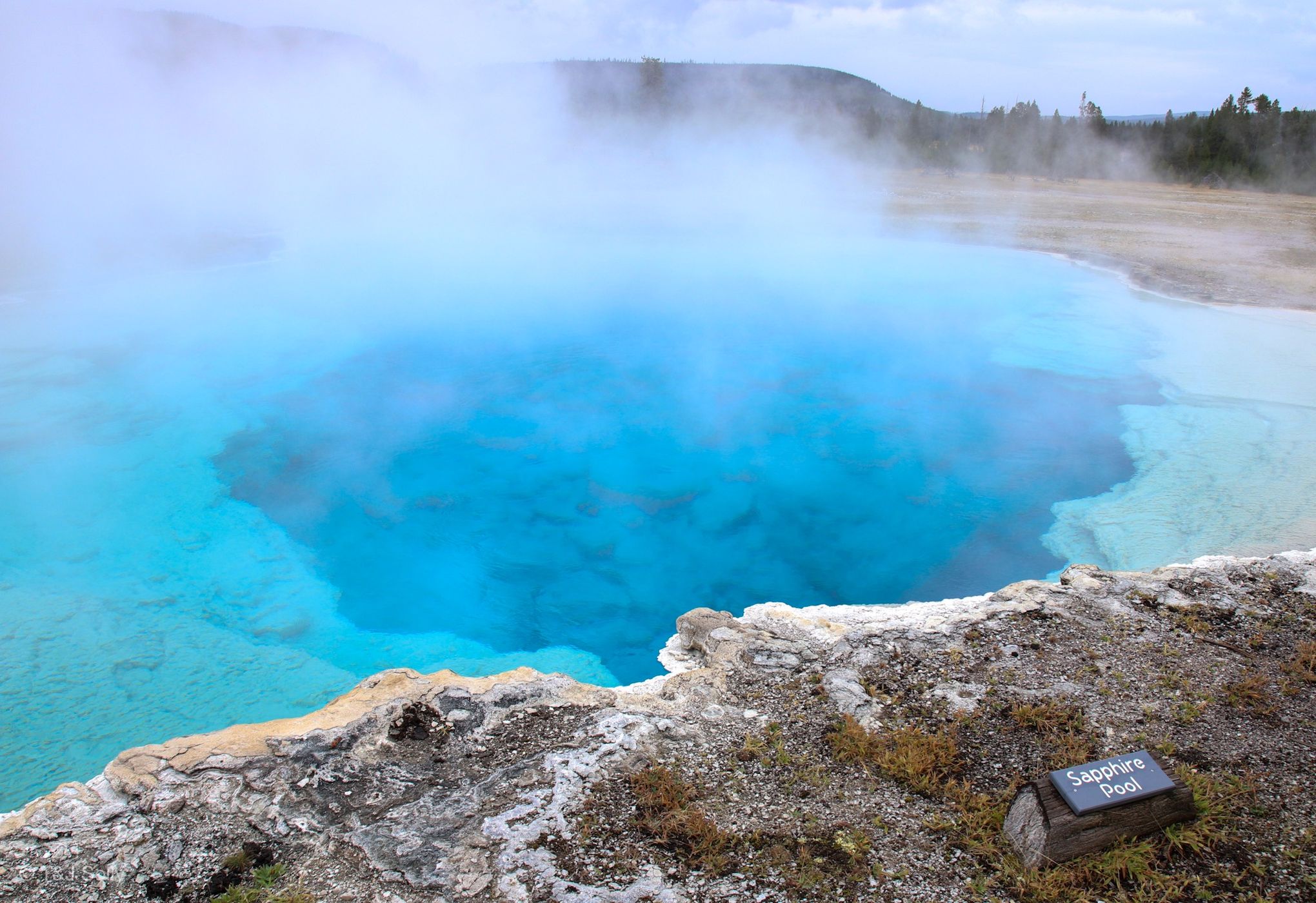 Sapphire Pool, Yellowstone National Park, USA