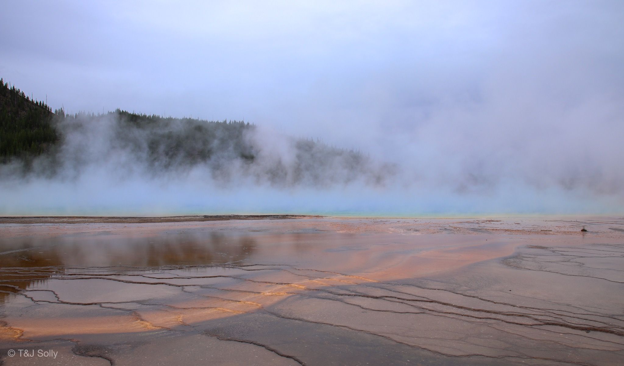 Grand Prismatic Spring, Yellowstone National Park, USA