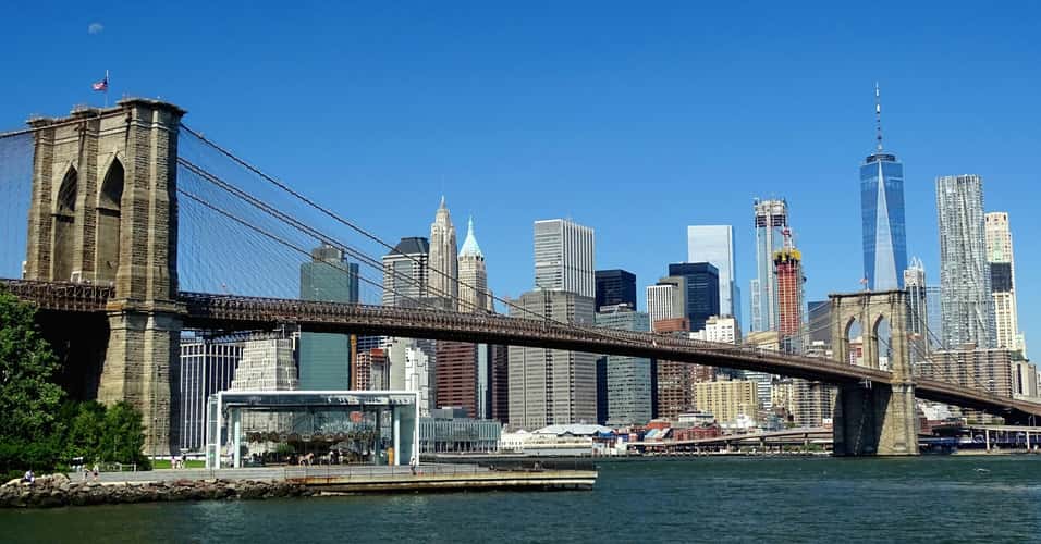 Brooklyn Bridge skyline from Pebble Beach, New York City
