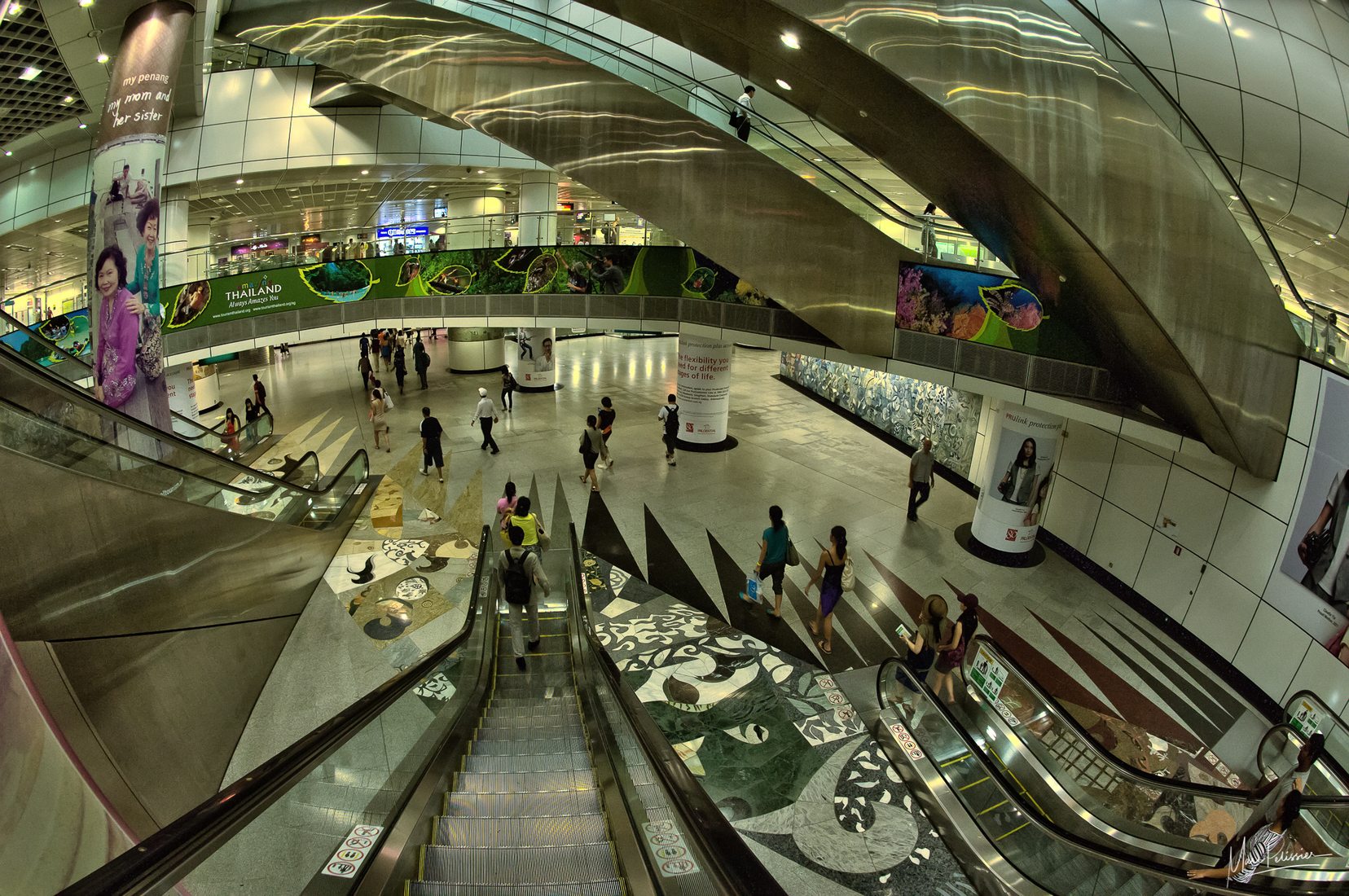 Dhoby Ghaut metro station, Singapore