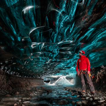 Ice cave near Jökulsárlón, Iceland
