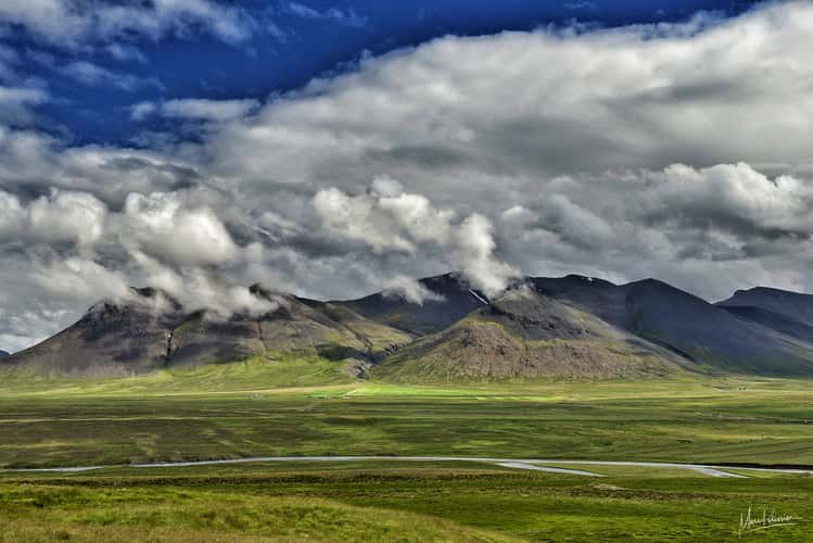 Landscape near Hvitsrkur spot