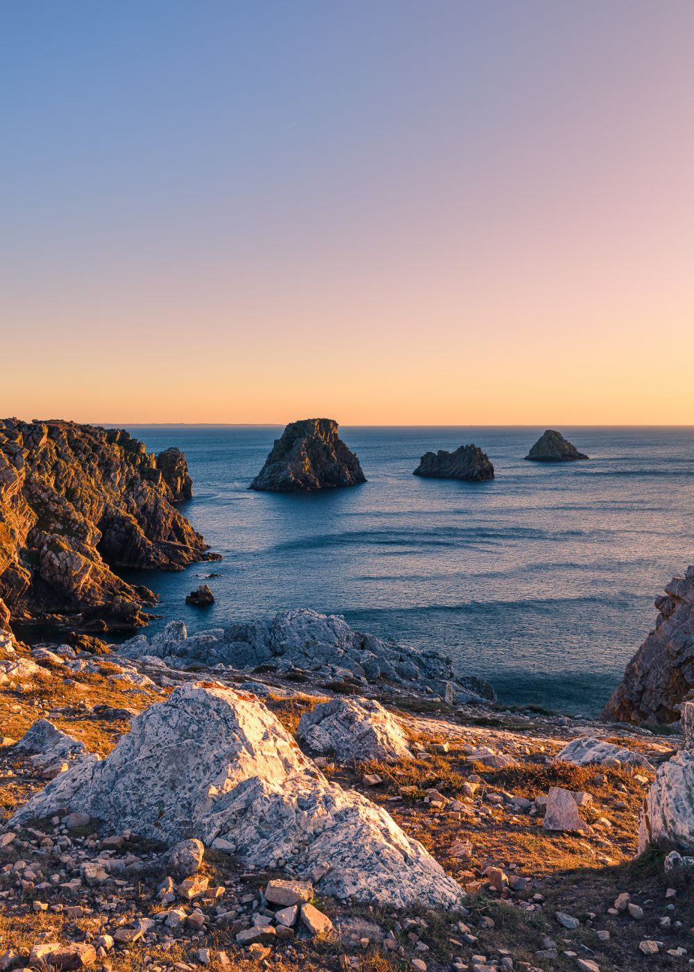 Les Tas de Pois, dusk colors, France