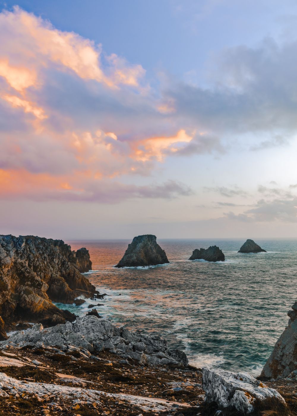 Les Tas de Pois, dusk colors, France