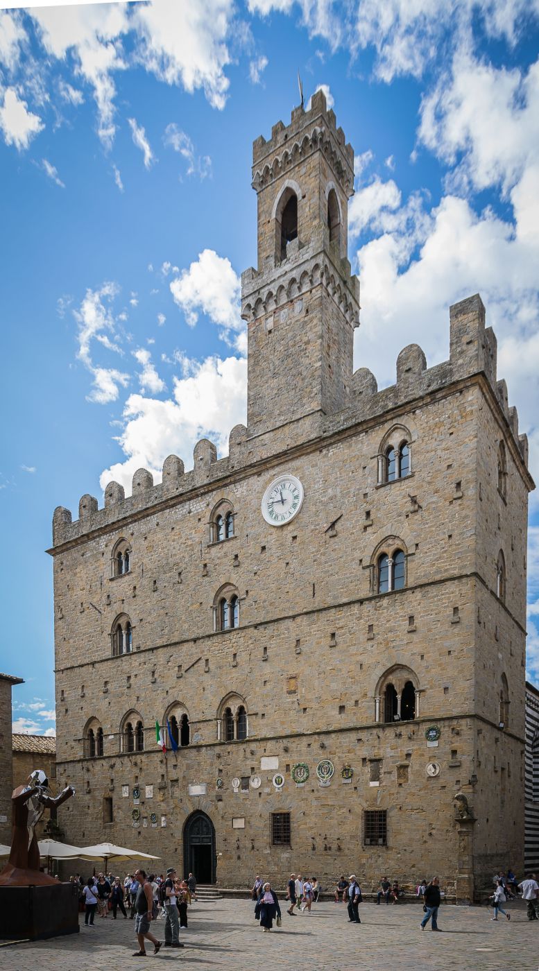 Piazza dei Priori, Volterra, Italy