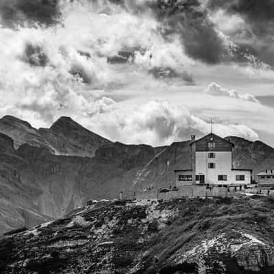 Rifugio Auronzo, Tre Cime, Italy