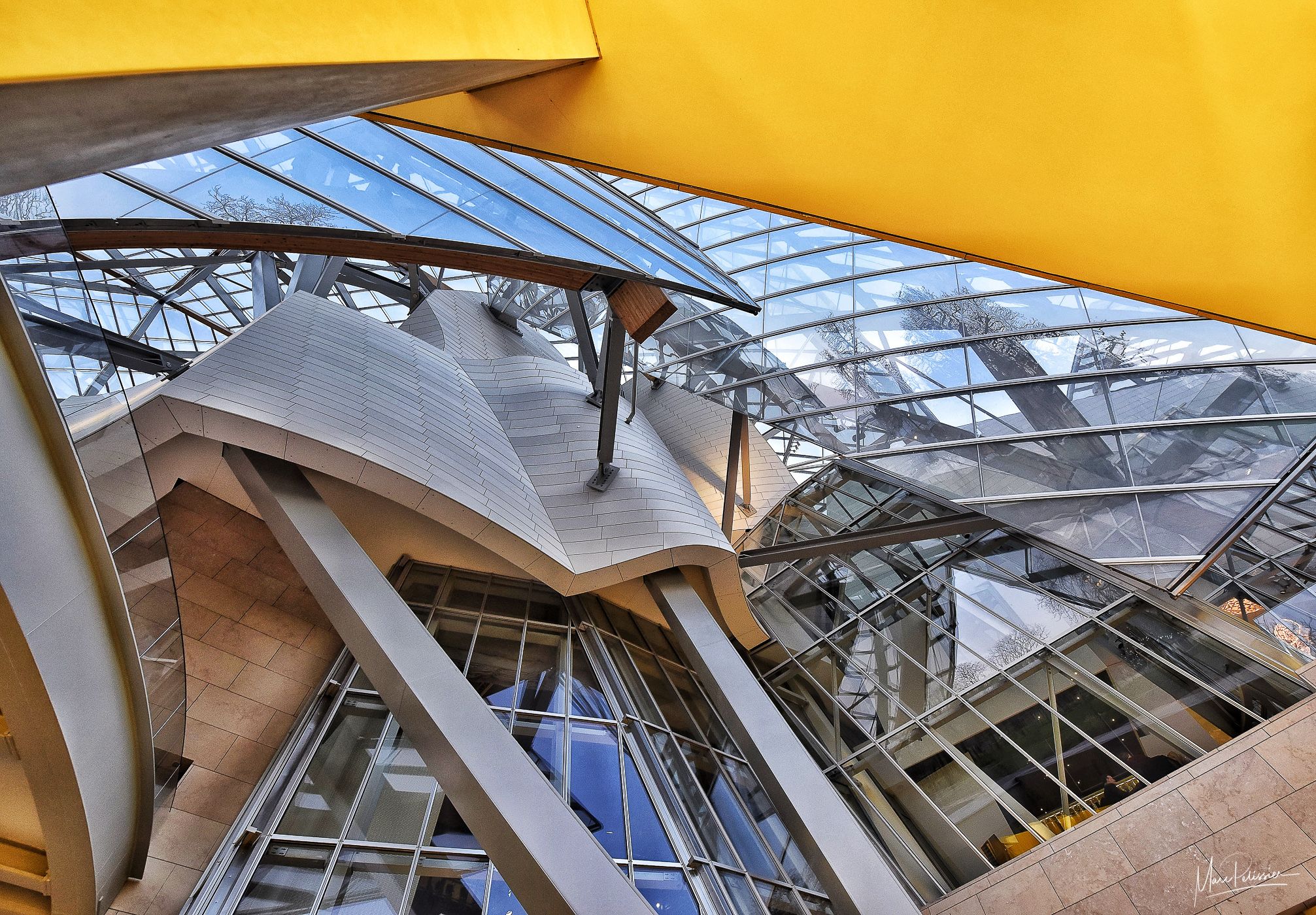 Roof top Louis Vuitton Fondation, France