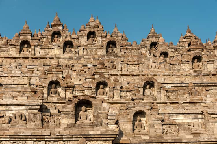 The Buddha pyramid