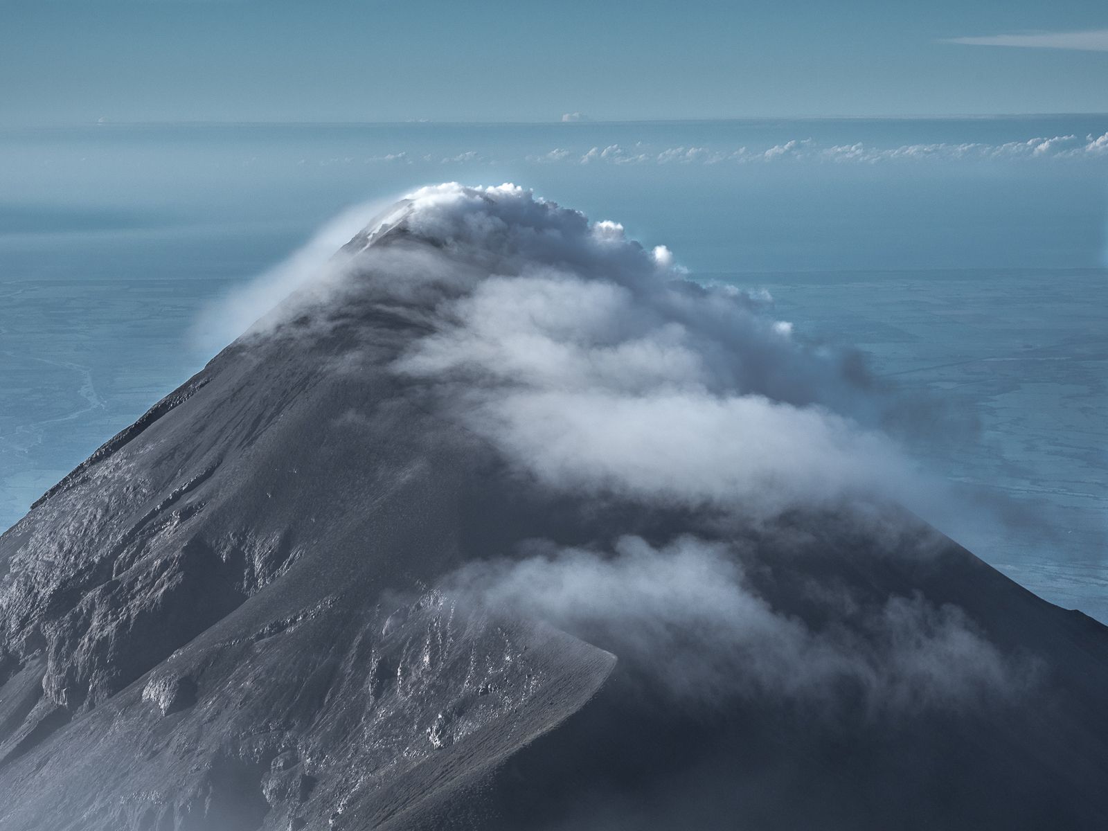 Volcan de fuego from Acatenango summit, Guatemala