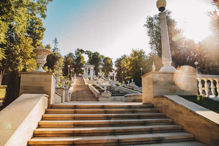 Cascade Steps