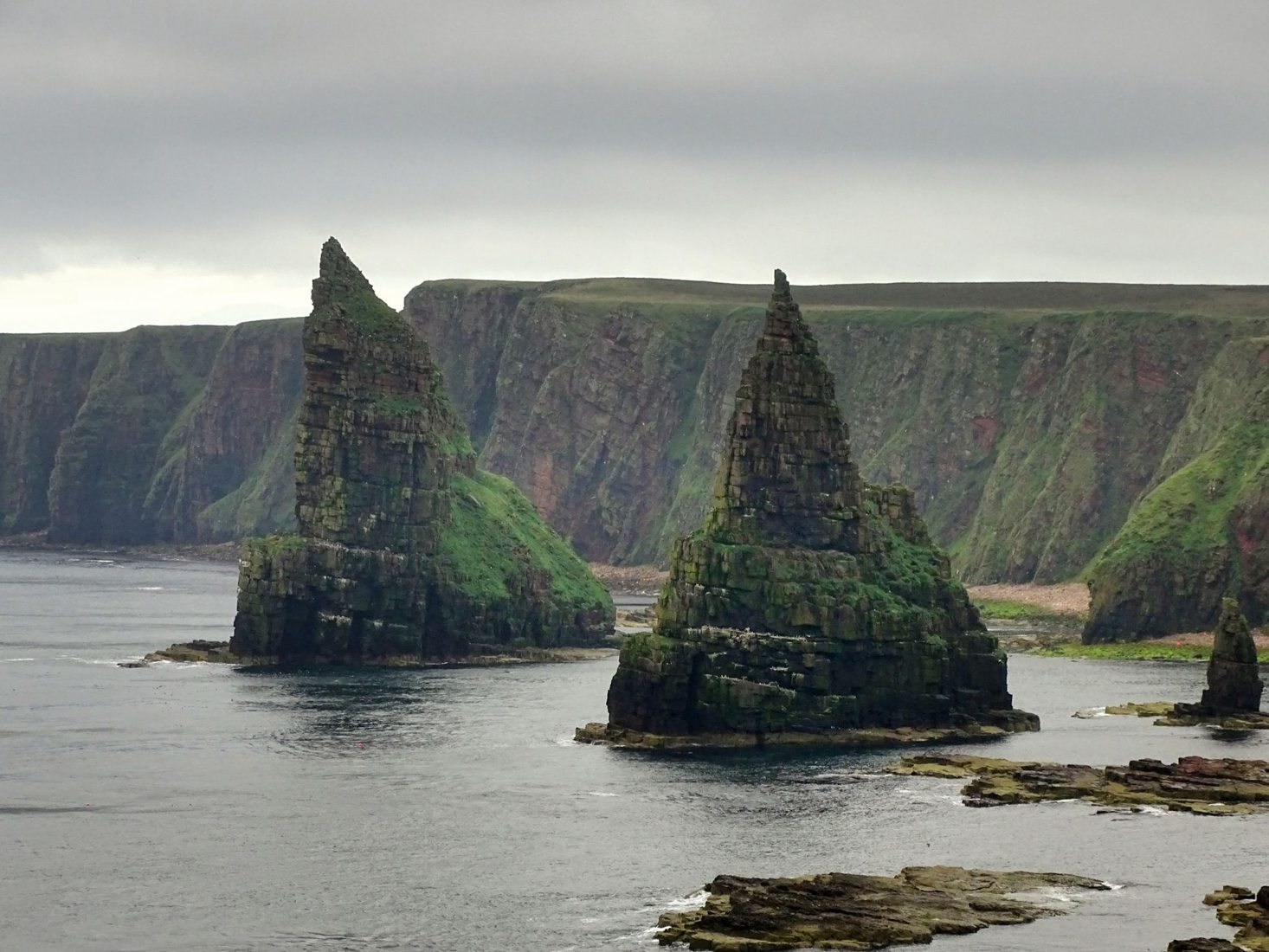 Duncansby sea stacks, United Kingdom