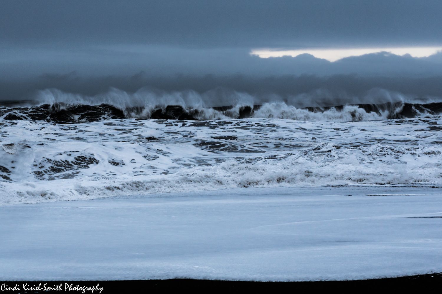 High tide storm at Reynisfjara beach, Iceland