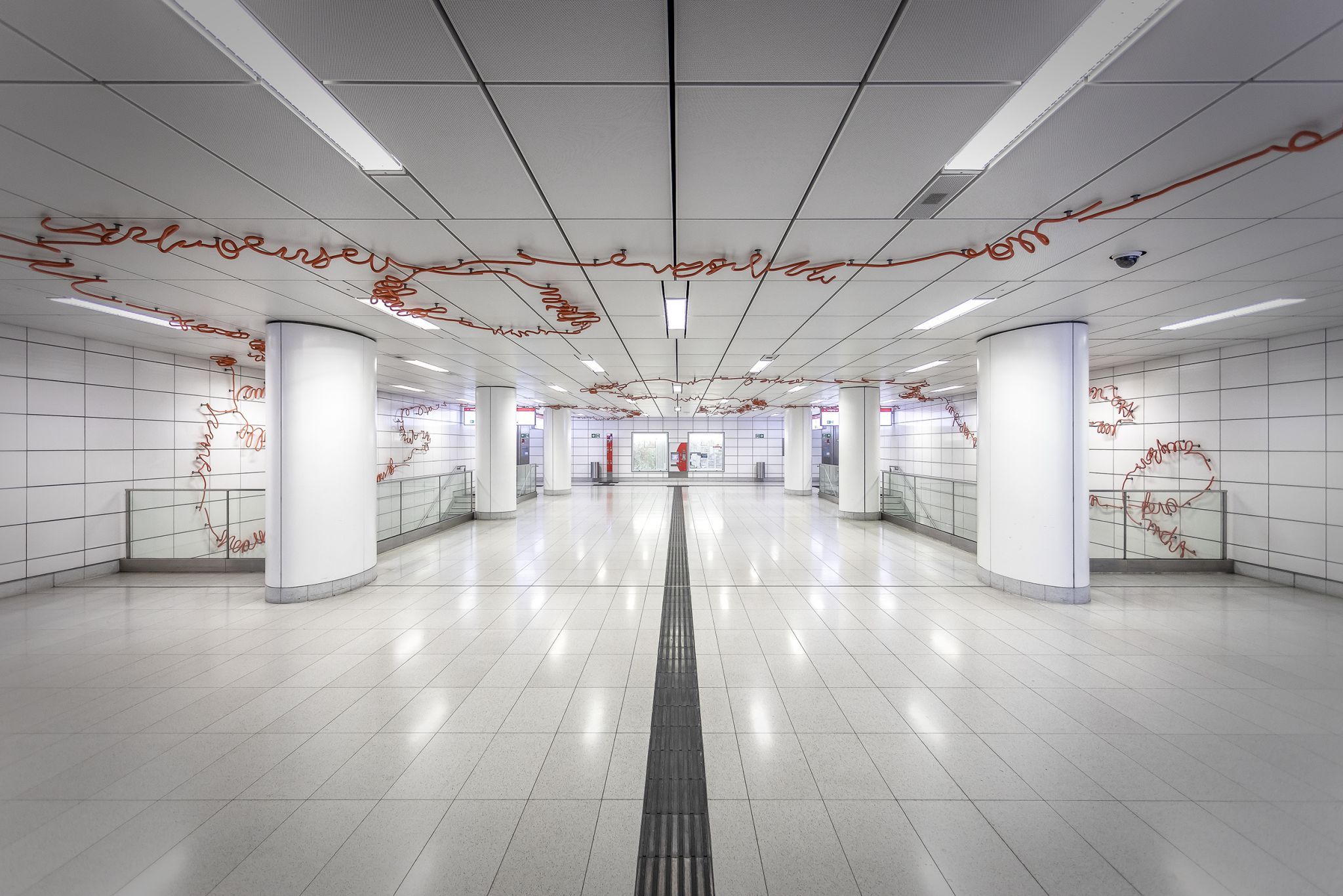 Wehrhahnlinie - U-Bahn-Station Kirchplatz, Germany