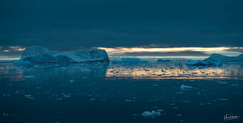 Oqaatsut bay sunset