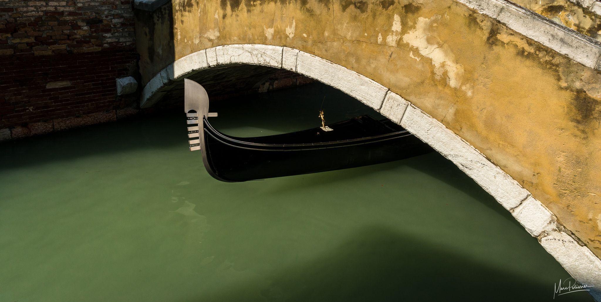 Ponte de le Bande in Venice, Italy