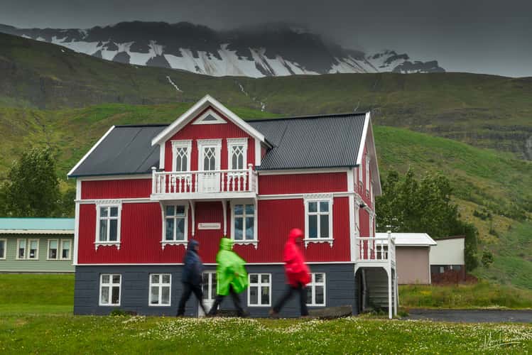 RVB with red house
