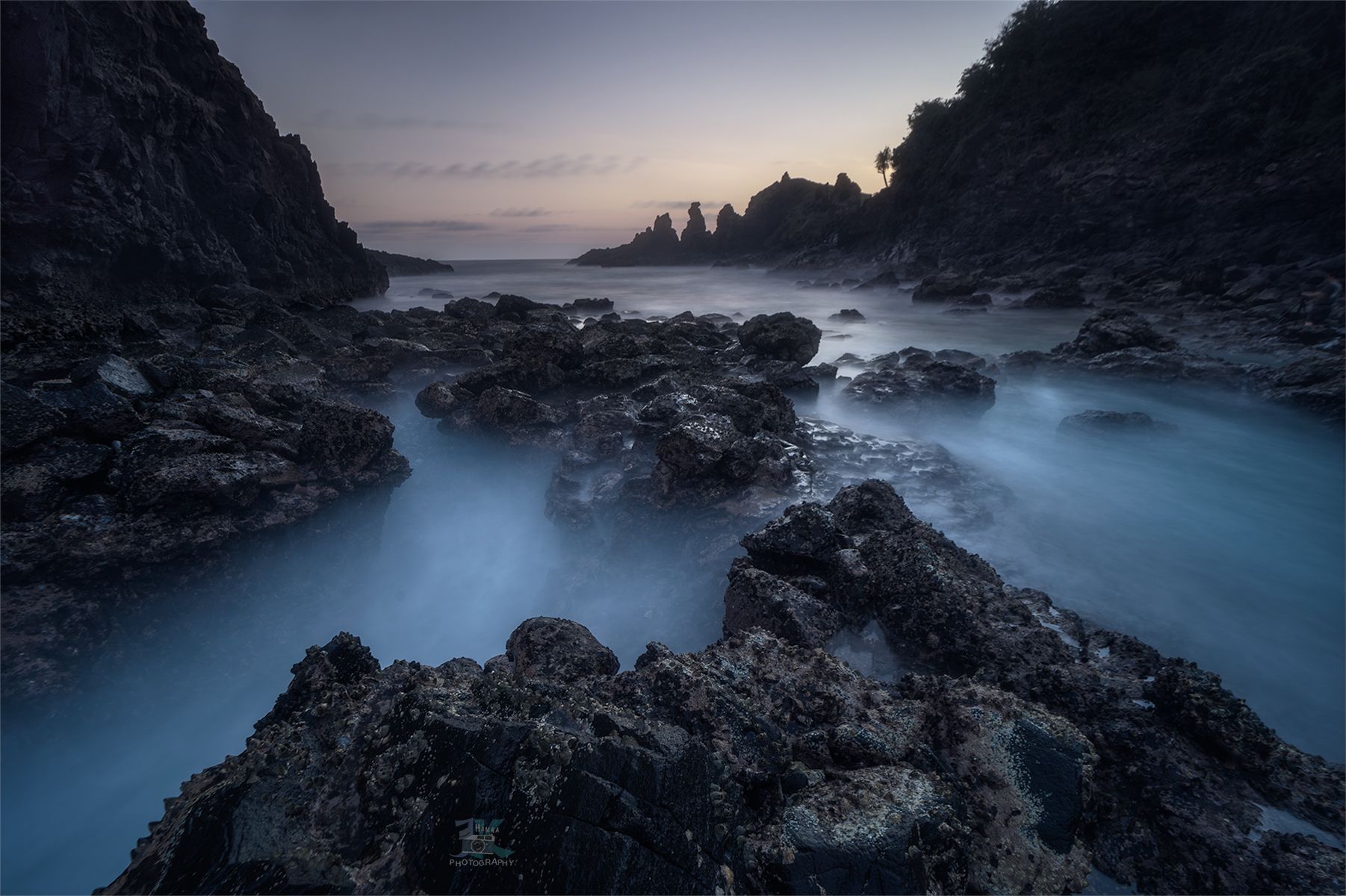Sunset at Pantai Mekaki, Indonesia
