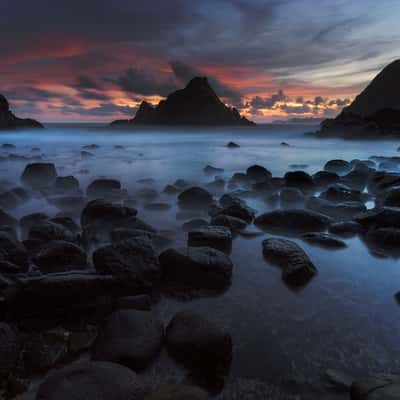 Telawas Rocks, Indonesia