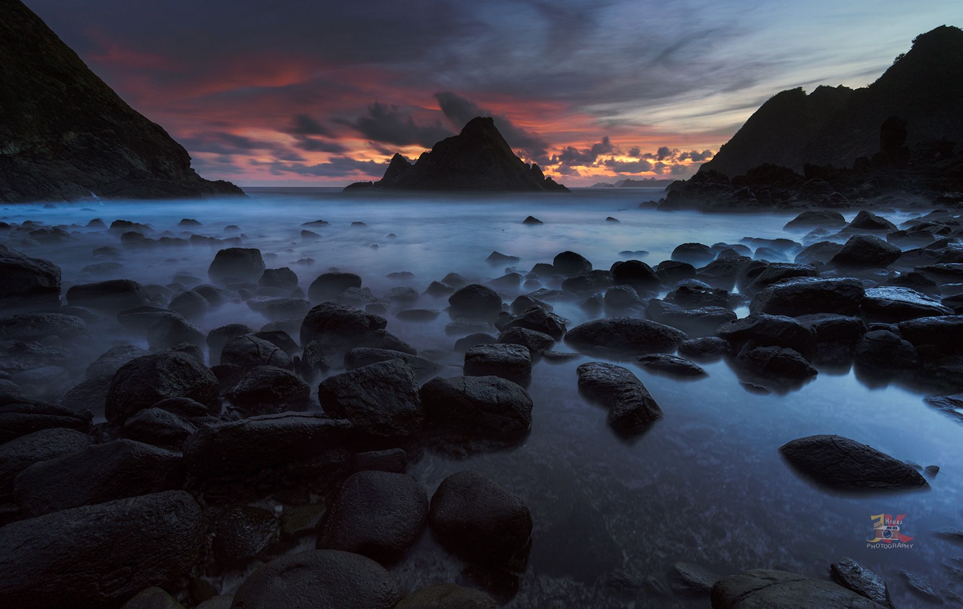 Telawas Rocks, Indonesia