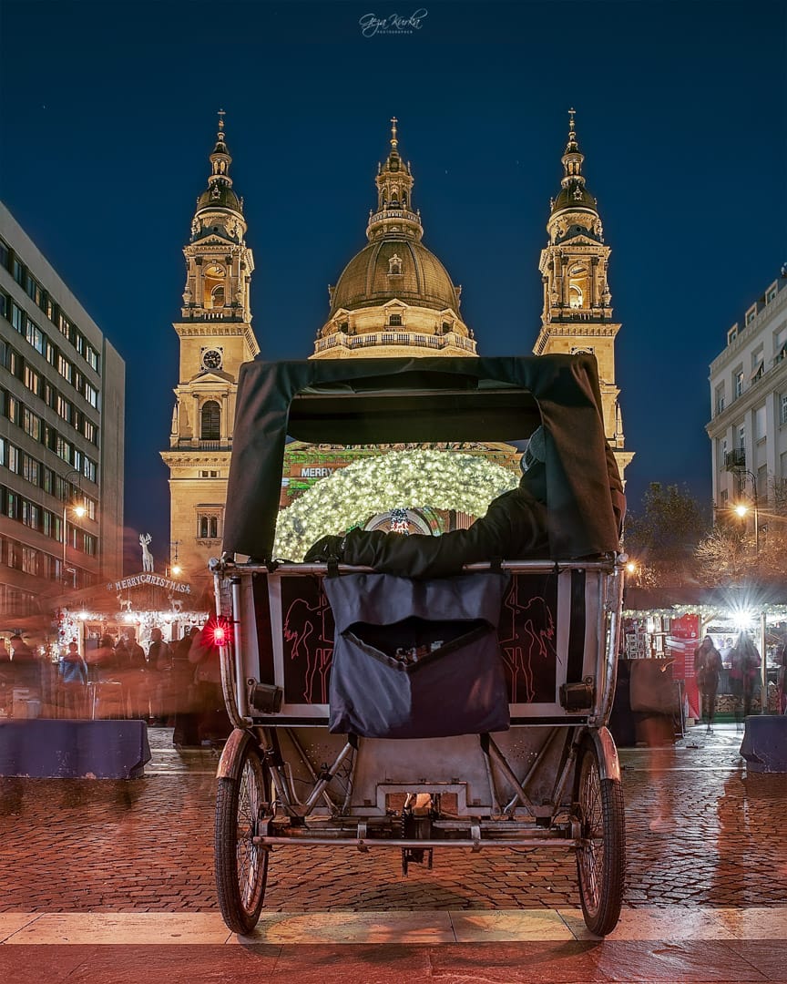 xmas market opposite the St. Stephen basilica, Budapest., Hungary