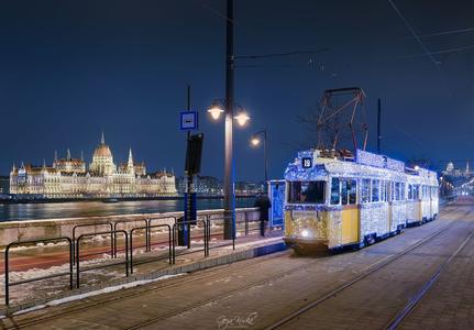 2019 Christmas light tram in Budapest