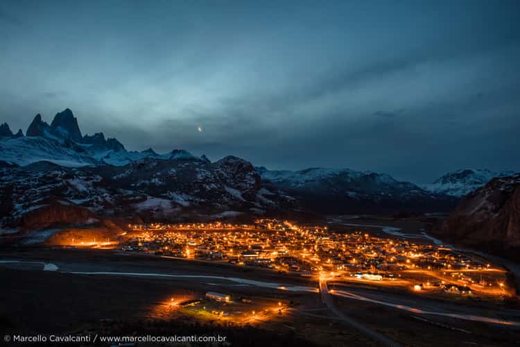 El Chalten city at night