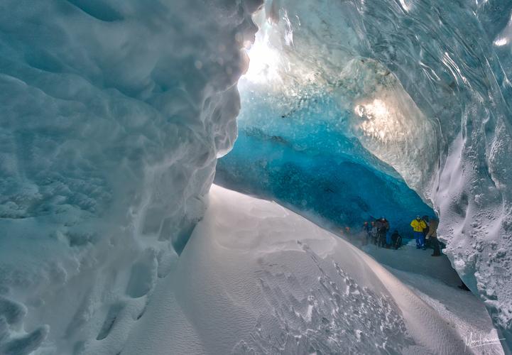 Ice cave near Jökulsárlón