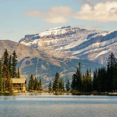 Lake Agnes tea house, Canada