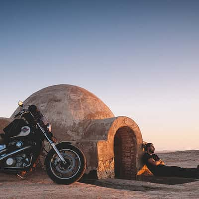 Lars Homestead, Tunisia