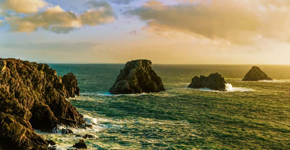 Les Tas de Pois at the headland Pointe de Pen-Hir