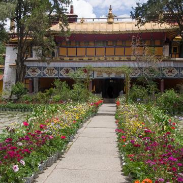 Norbulinka Chensel palace, China