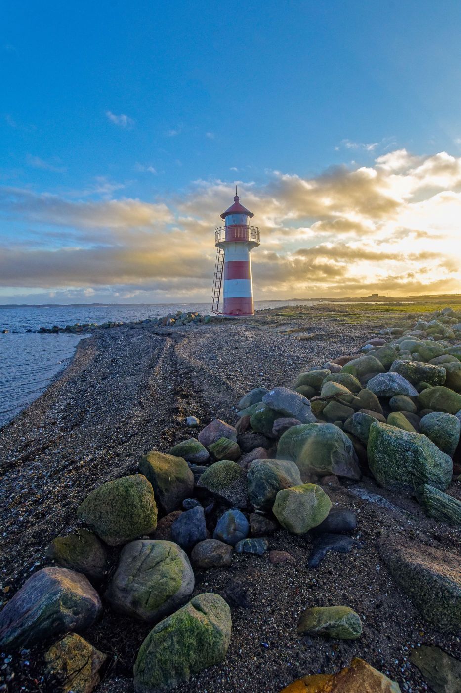 Oddesund Nord lighthouse, Denmark