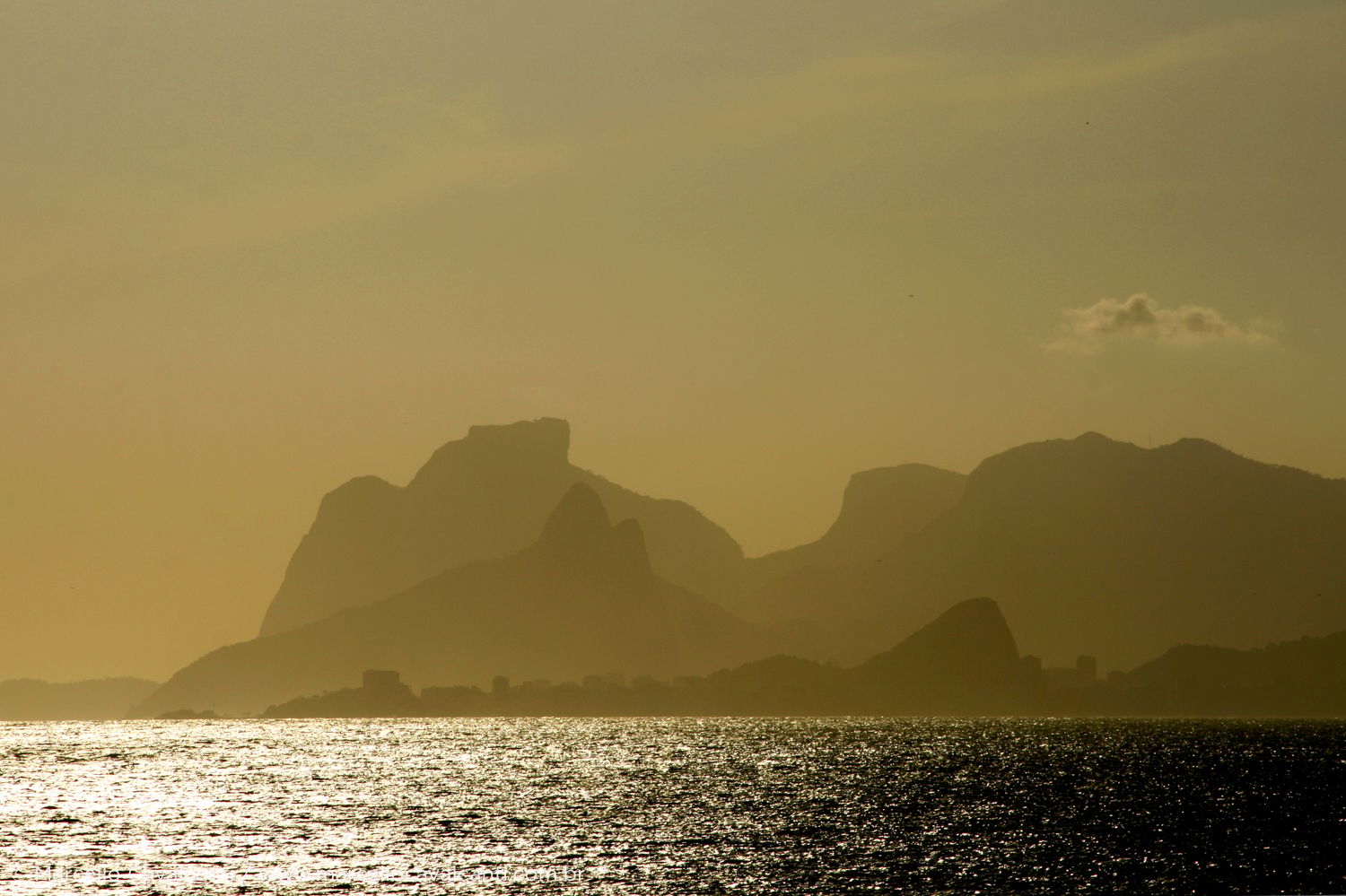Praia de Camboinhas, Brazil